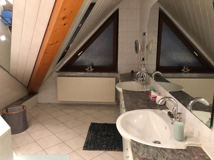 Apartment Grosse, Helle Fuer Bis Zu 6 Personen *