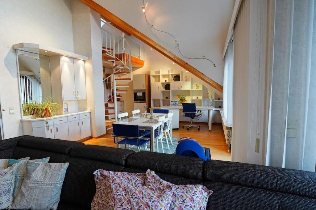 Apartment Grosse, Helle Fuer Bis Zu 6 Personen *